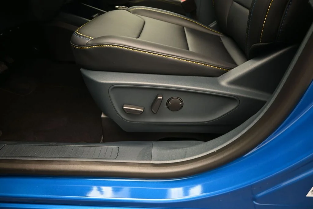 New 2026 Velocity Blue Ford Lobo™ image 18