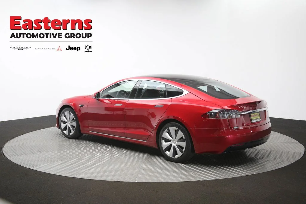 Used 2020 Red Tesla Long Range Plus image 59