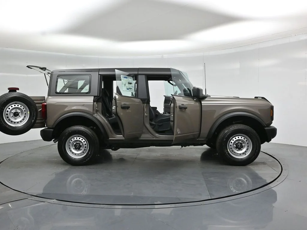 New 2026 Marsh Gray Ford Base image 4