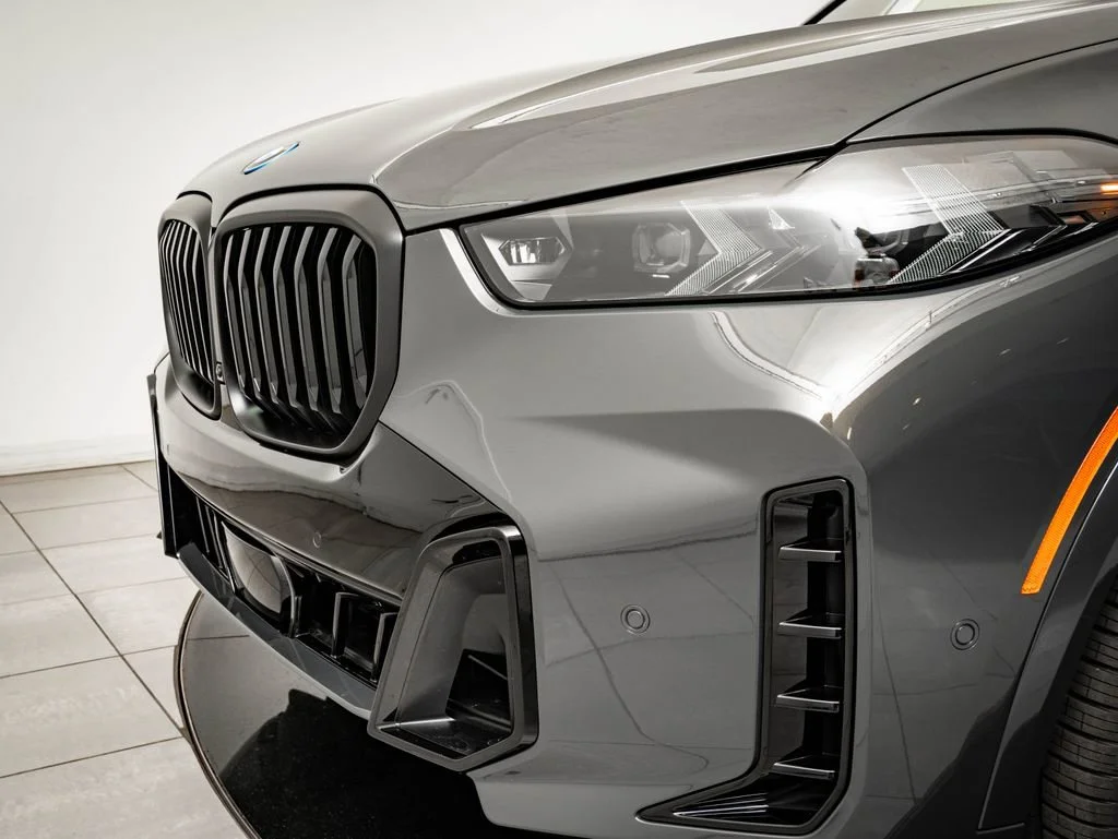 New 2026 Gray Metallic BMW xDrive50e image 3