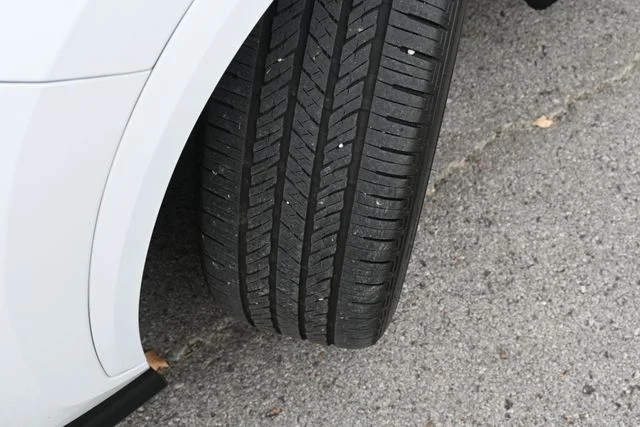 Certified Used 2024 ULTRA WHITE Lexus 350 F SPORT Handling image 16