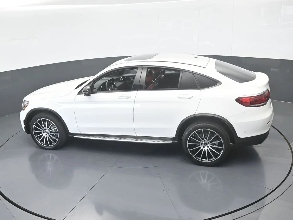 Used 2022 Diamond White Mercedes-Benz GLC 300 Coupe image 61