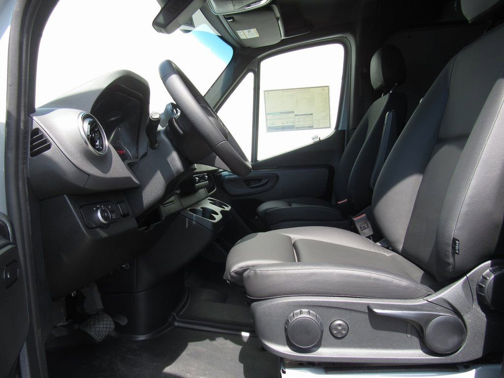 2025 Mercedes-Benz Sprinter Cargo Van Base - Photo 48