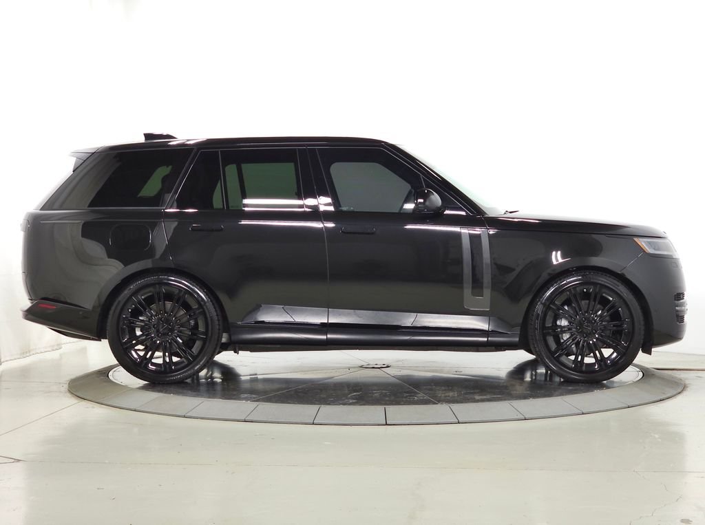 Certified Used 2026 Santorini Black Metallic Land Rover SE image 9