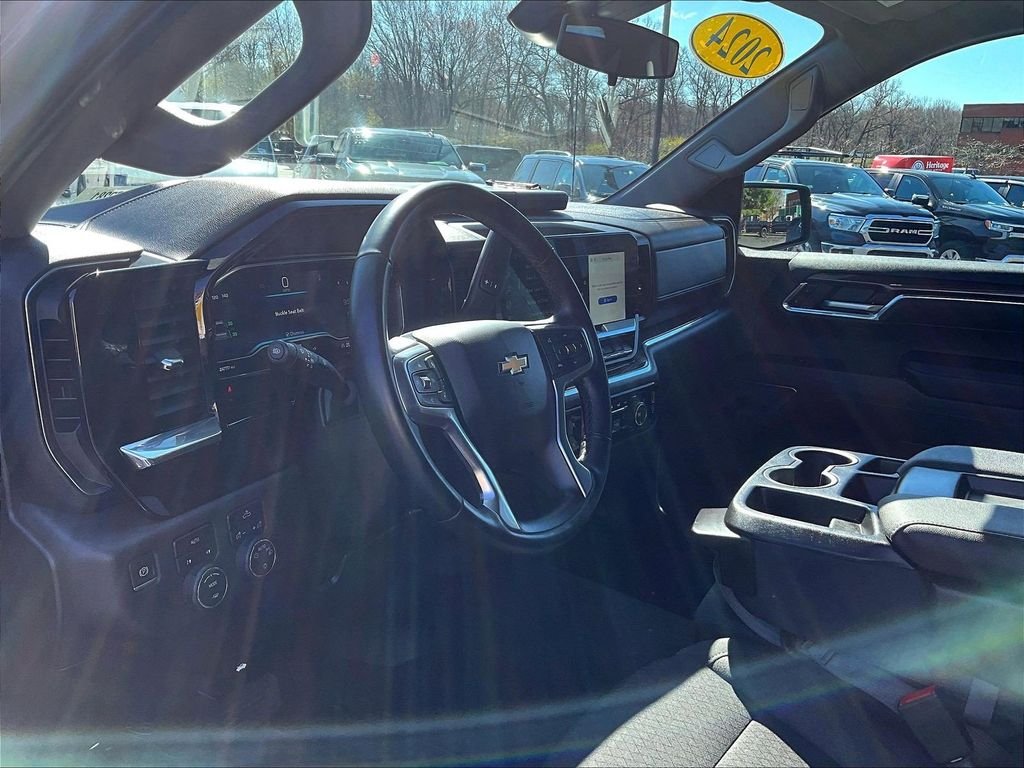 Used 2024 Blue Chevrolet LT image 8