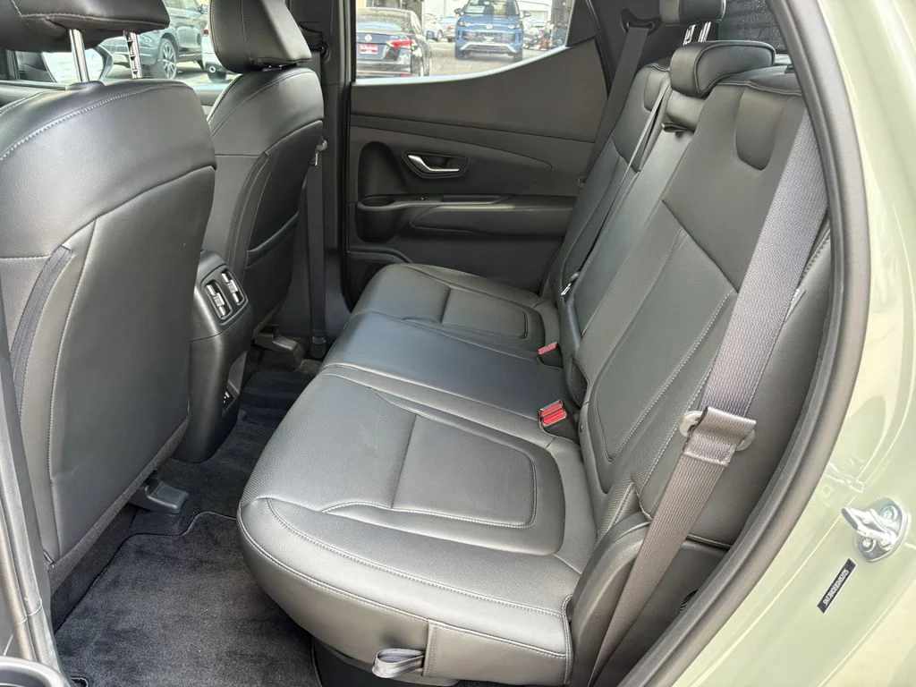 Used 2025 Sage Gray Hyundai SEL image 24