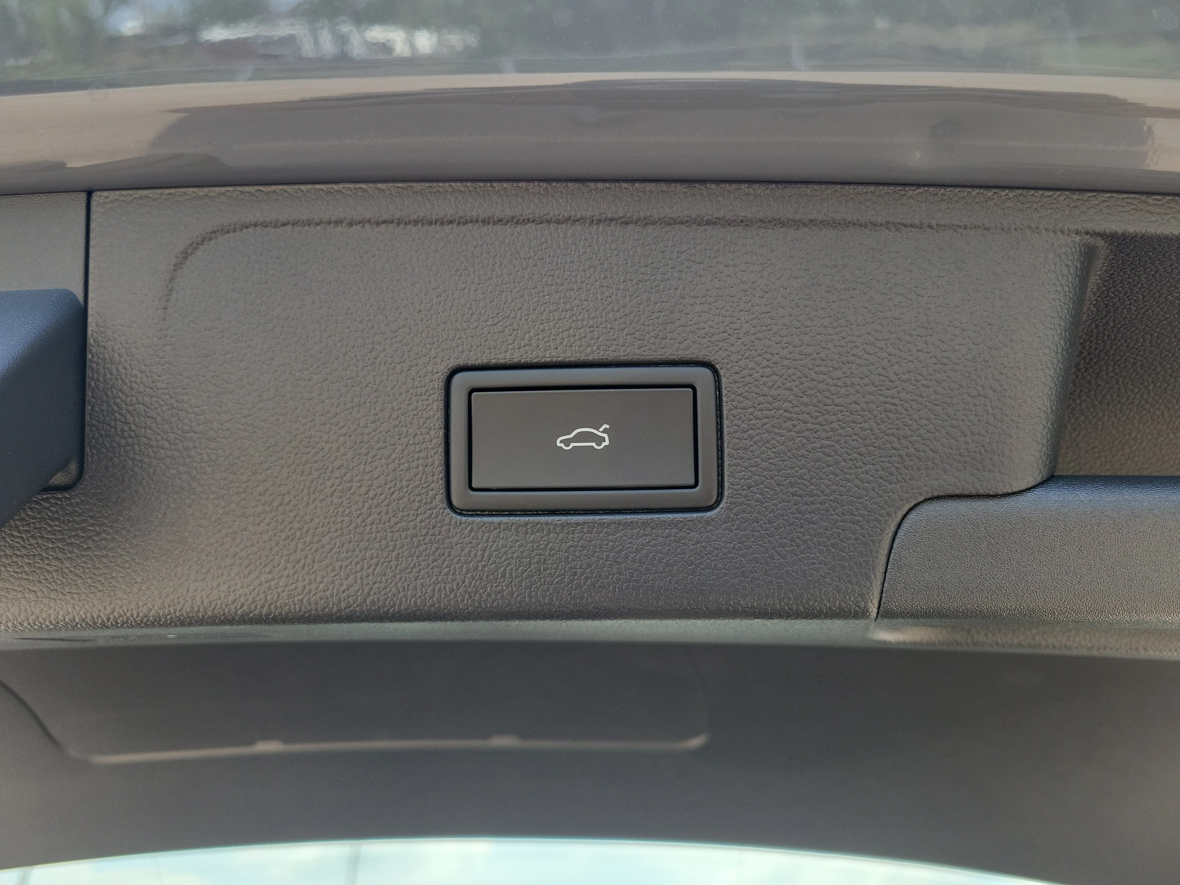 New 2026 Gray Volkswagen 2.0T SE w/Technology image 7