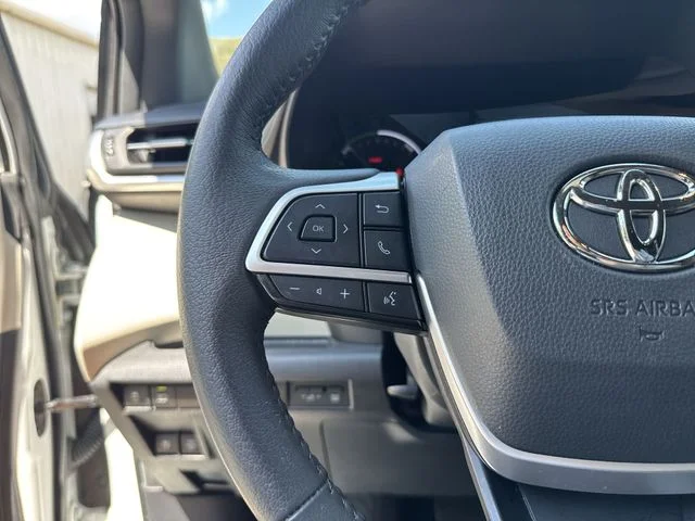 Used 2024 Beige Toyota XLE image 17