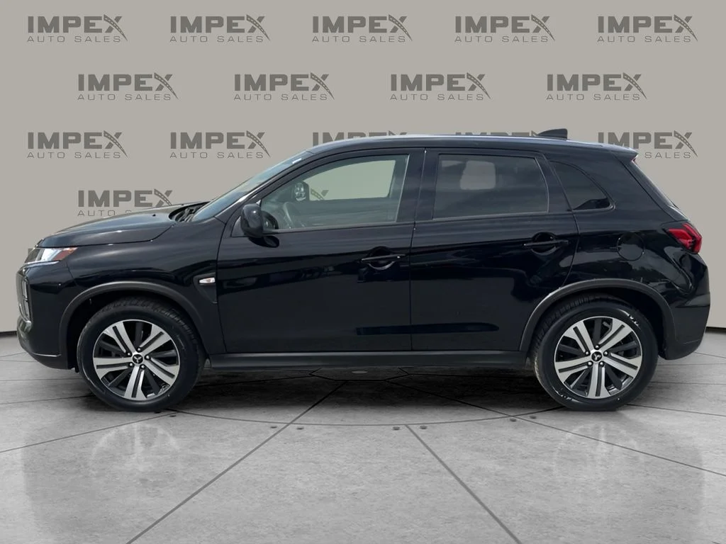 Used 2024 Black Mitsubishi 2.0 ES image 2