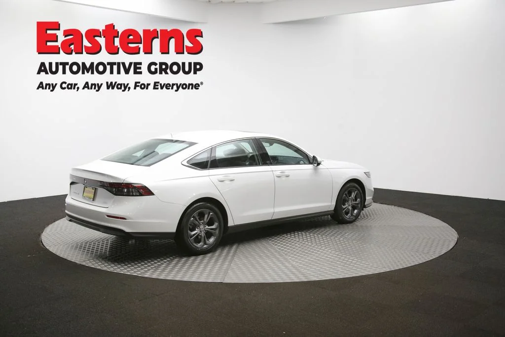 Used 2024 White Honda EX image 41
