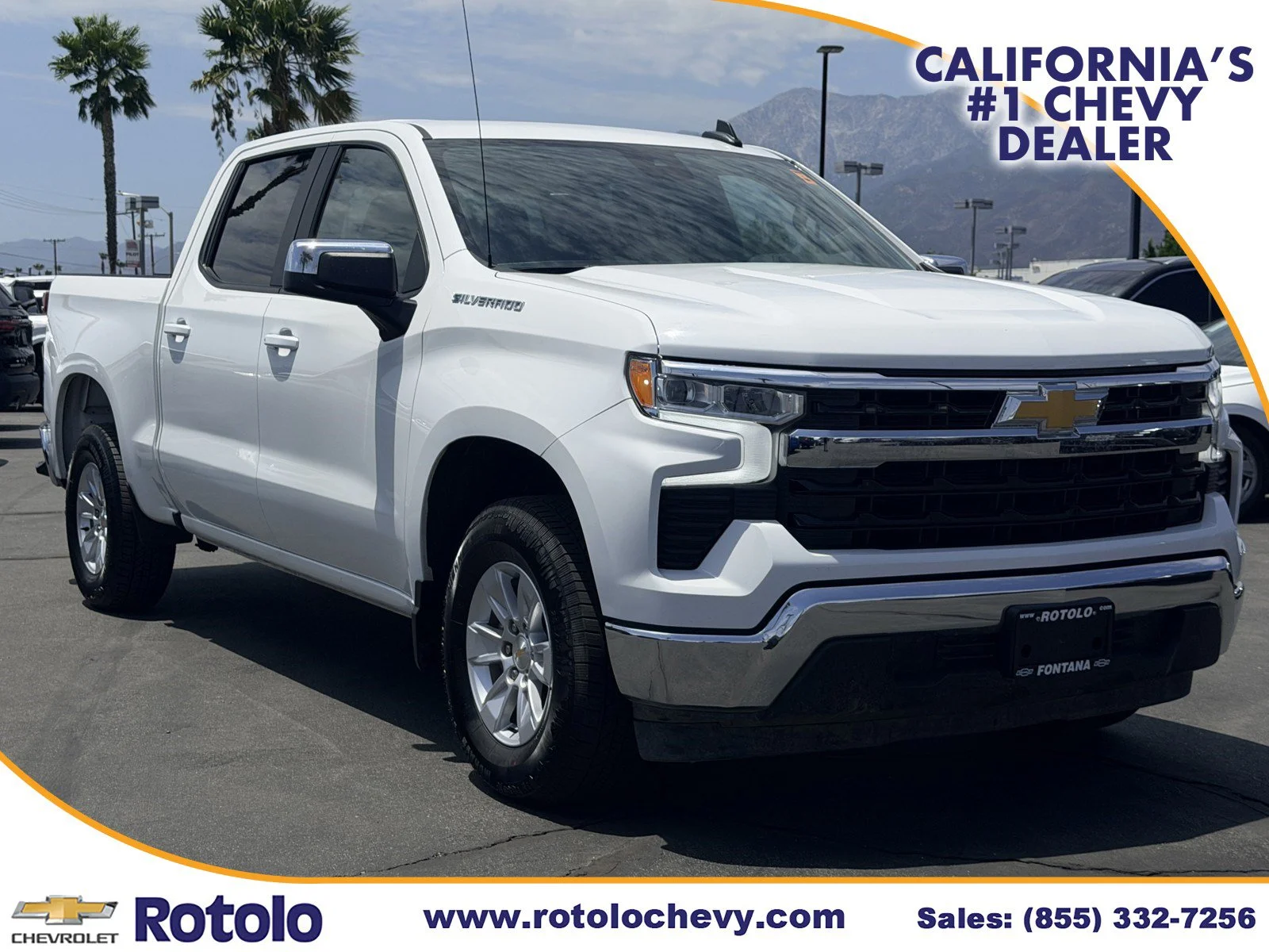 Used 2025 Summit White Chevrolet LT image 1
