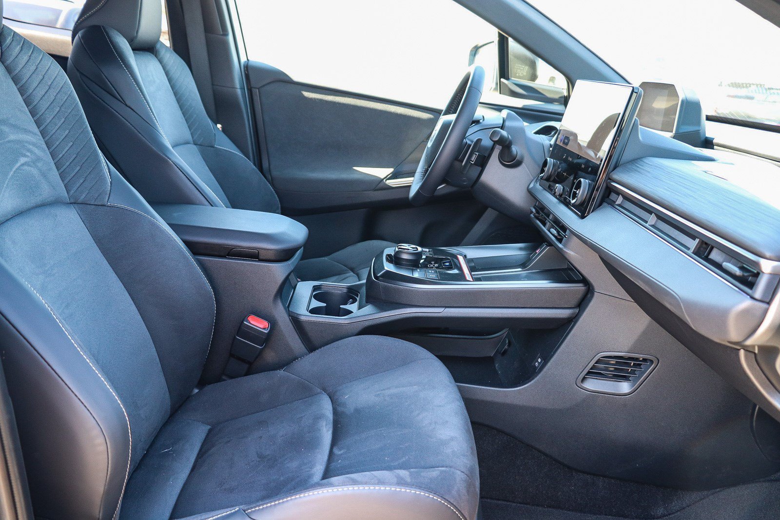 New 2026 Overcast Toyota XSE image 19