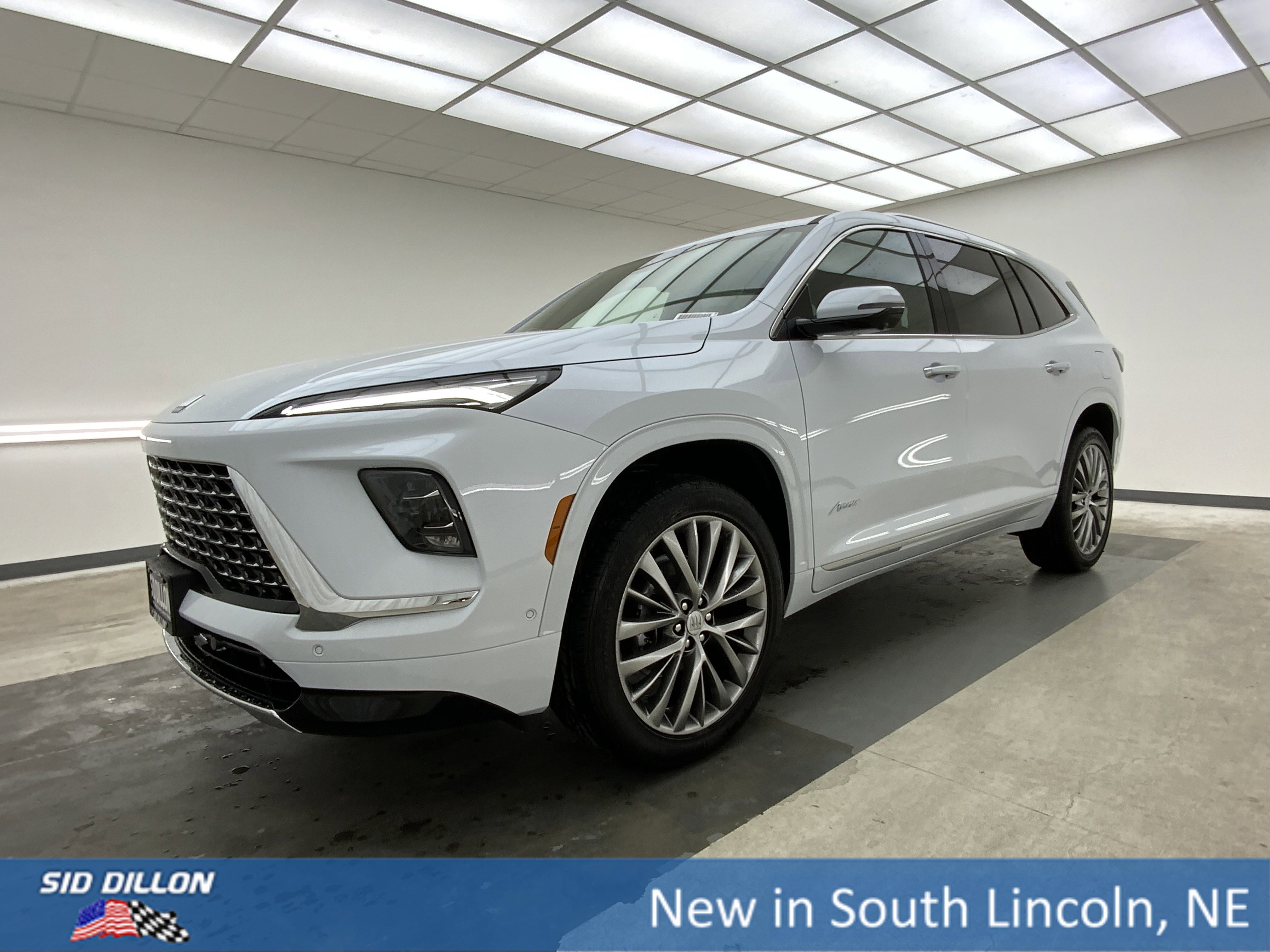 2026 Buick Enclave Avenir AWD's photo
