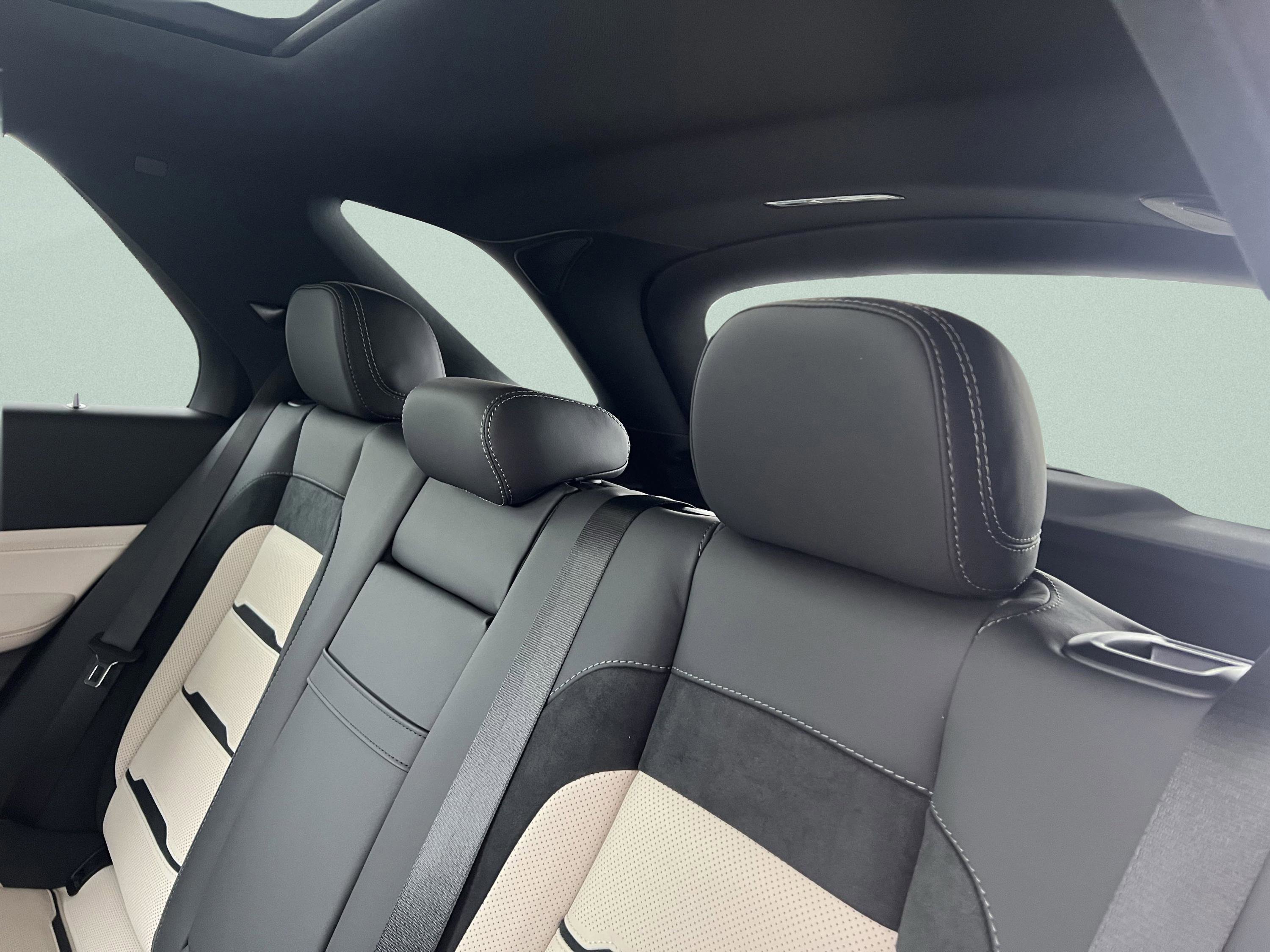 2025 Mercedes-Benz GLE AMG GLE 53 - Photo 25
