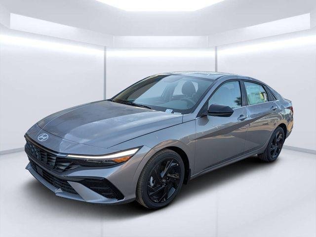 New 2026 Silver Hyundai SEL Sport Premium image 7
