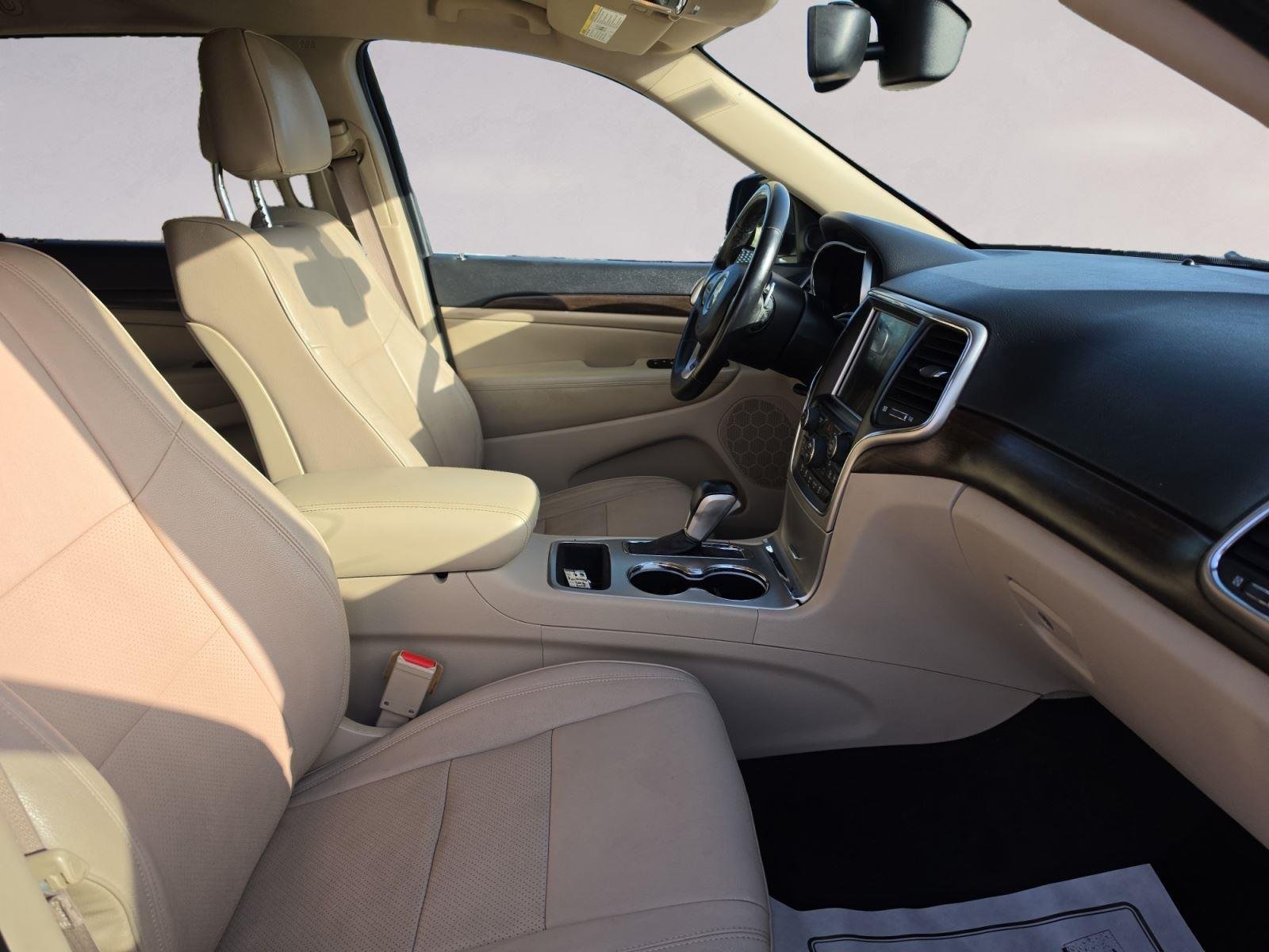 2016 Jeep Grand Cherokee Laredo E - Photo 15