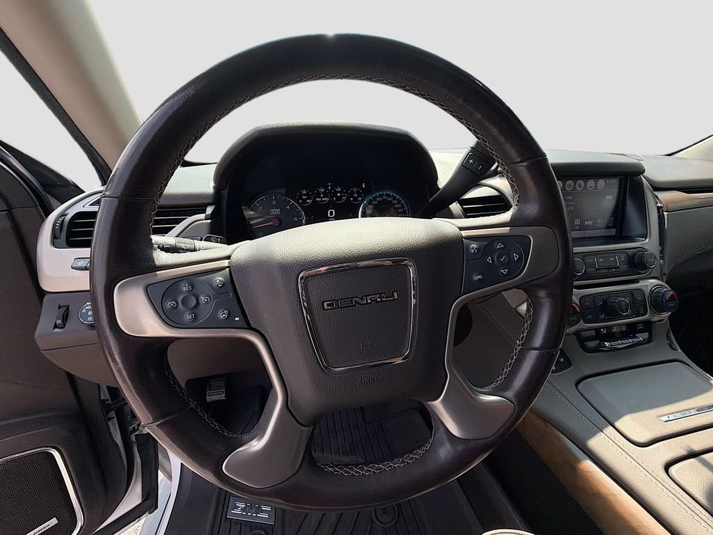 Used 2018 White GMC Denali image 11