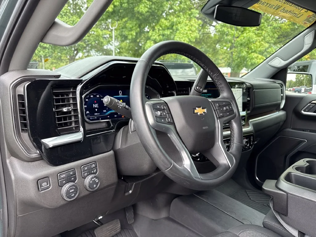 Used 2025 Gray Chevrolet LT image 13