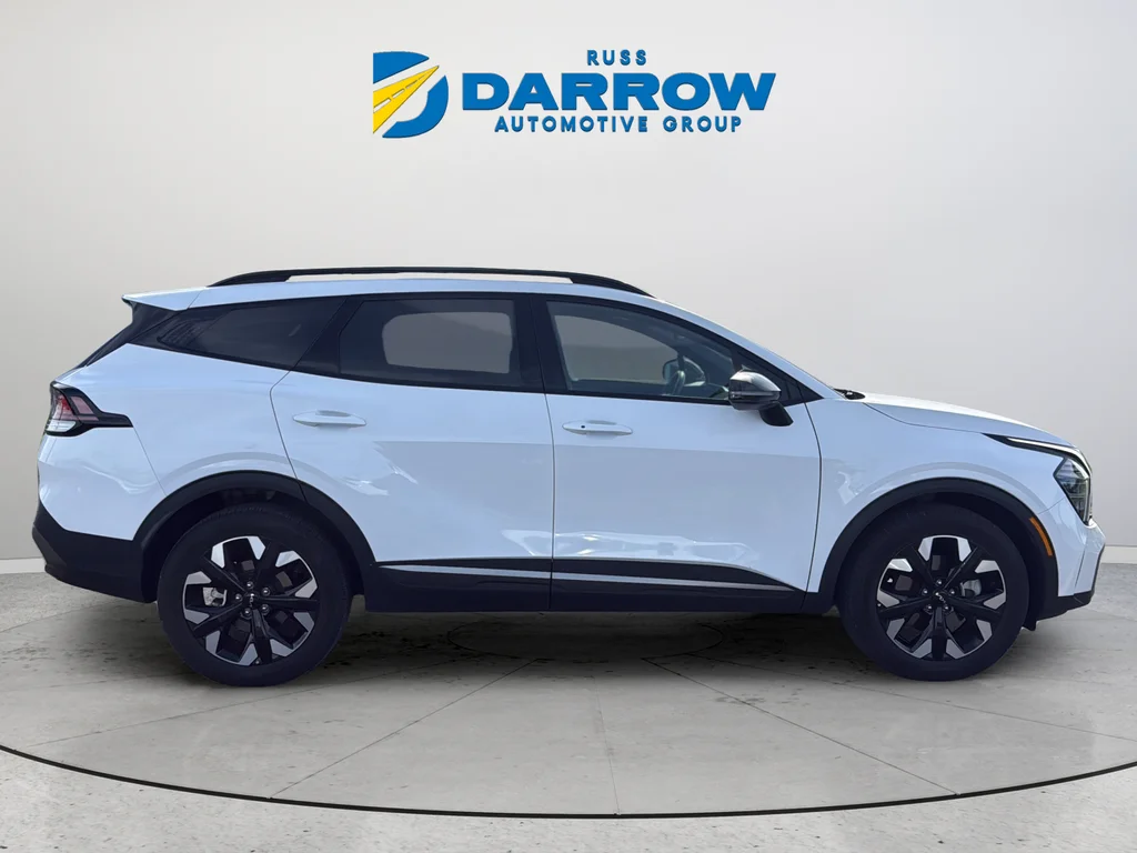 Used 2024 White Kia X-Line image 6