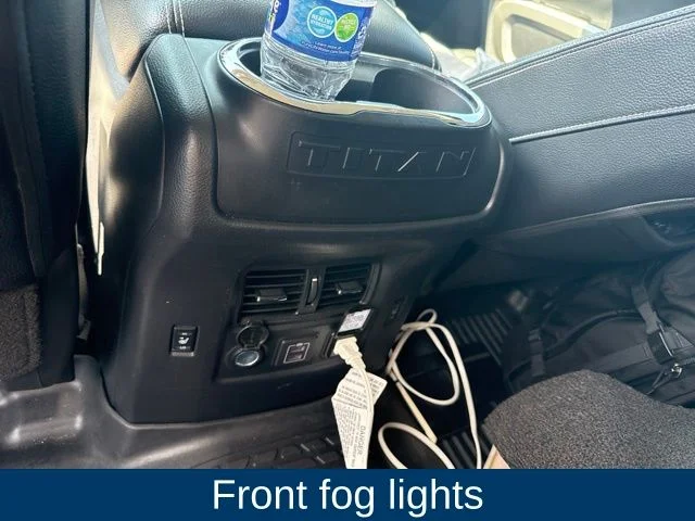Used 2019 Silver Nissan PRO-4X image 22