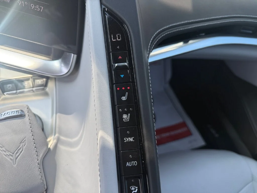 Used 2020 BLADE SILVER METALLIC Chevrolet 3LT image 25