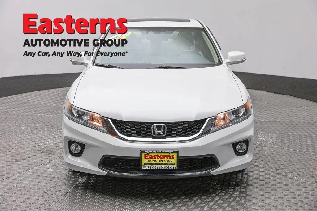 Used 2015 White Honda EX-L image 2