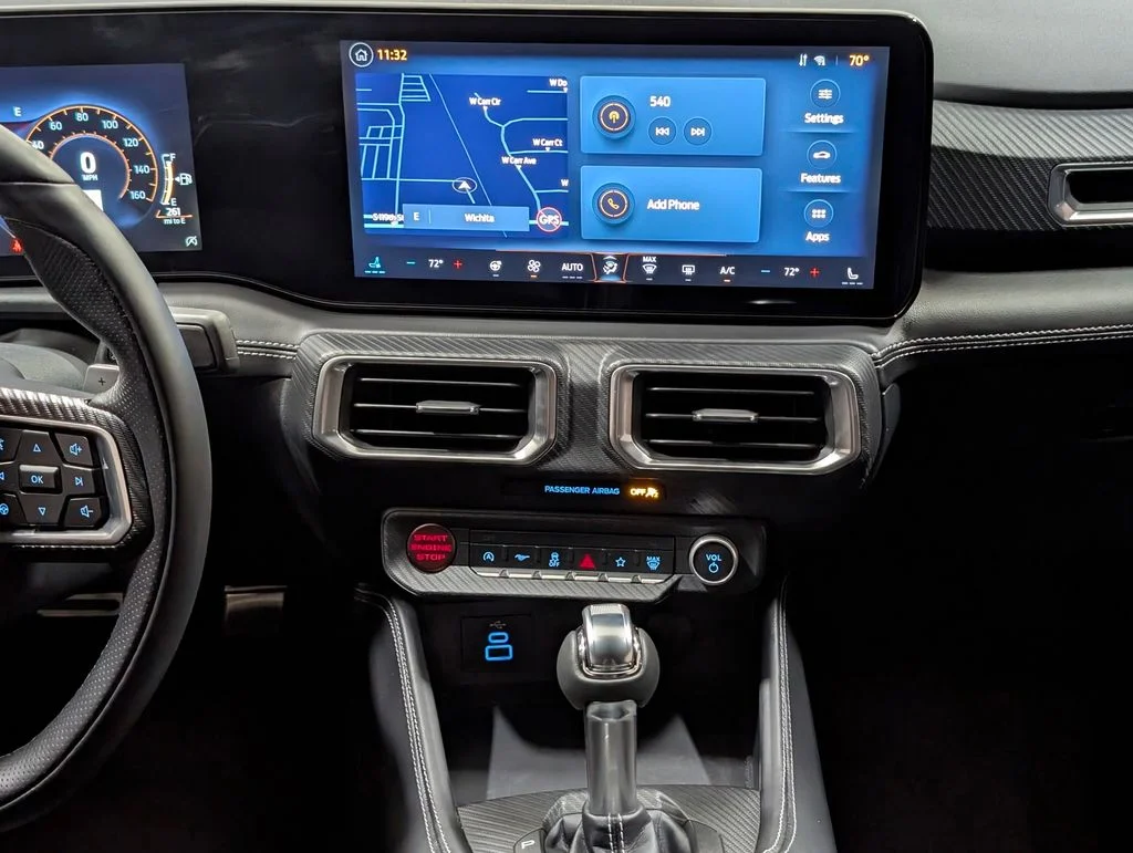 Certified Used 2025 Molten Ford GT Premium image 5