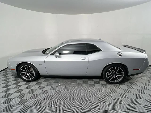 Used 2023 Triple Nickel Clearcoat Dodge R/T image 6