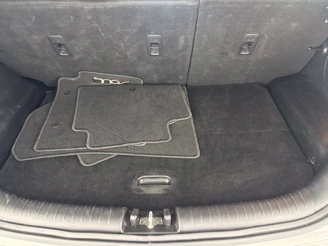 Used 2019 Silver Kia Plus image 28