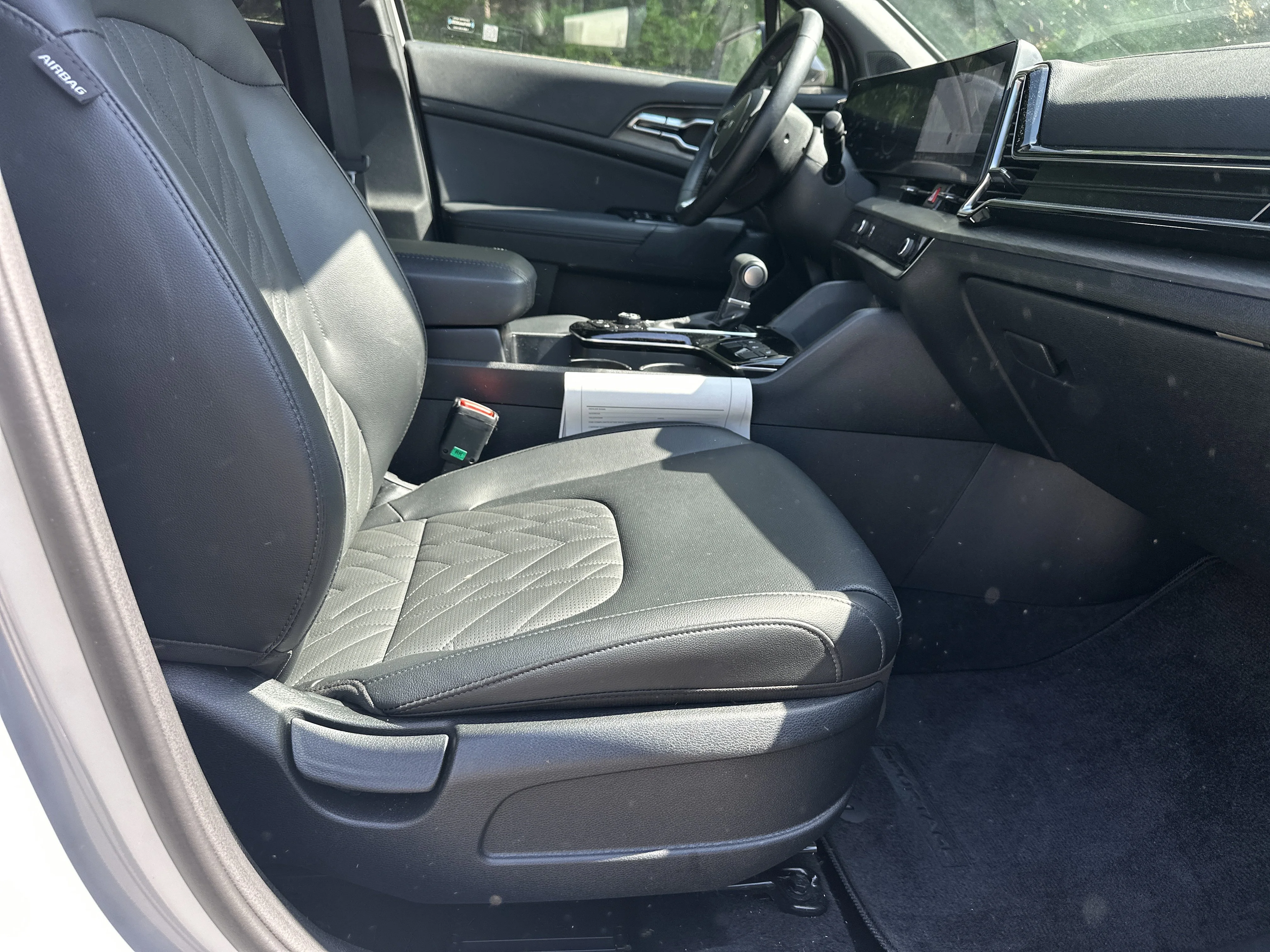 Used 2025 Wolf Gray/Ebony Black Roof Kia X-Pro image 16