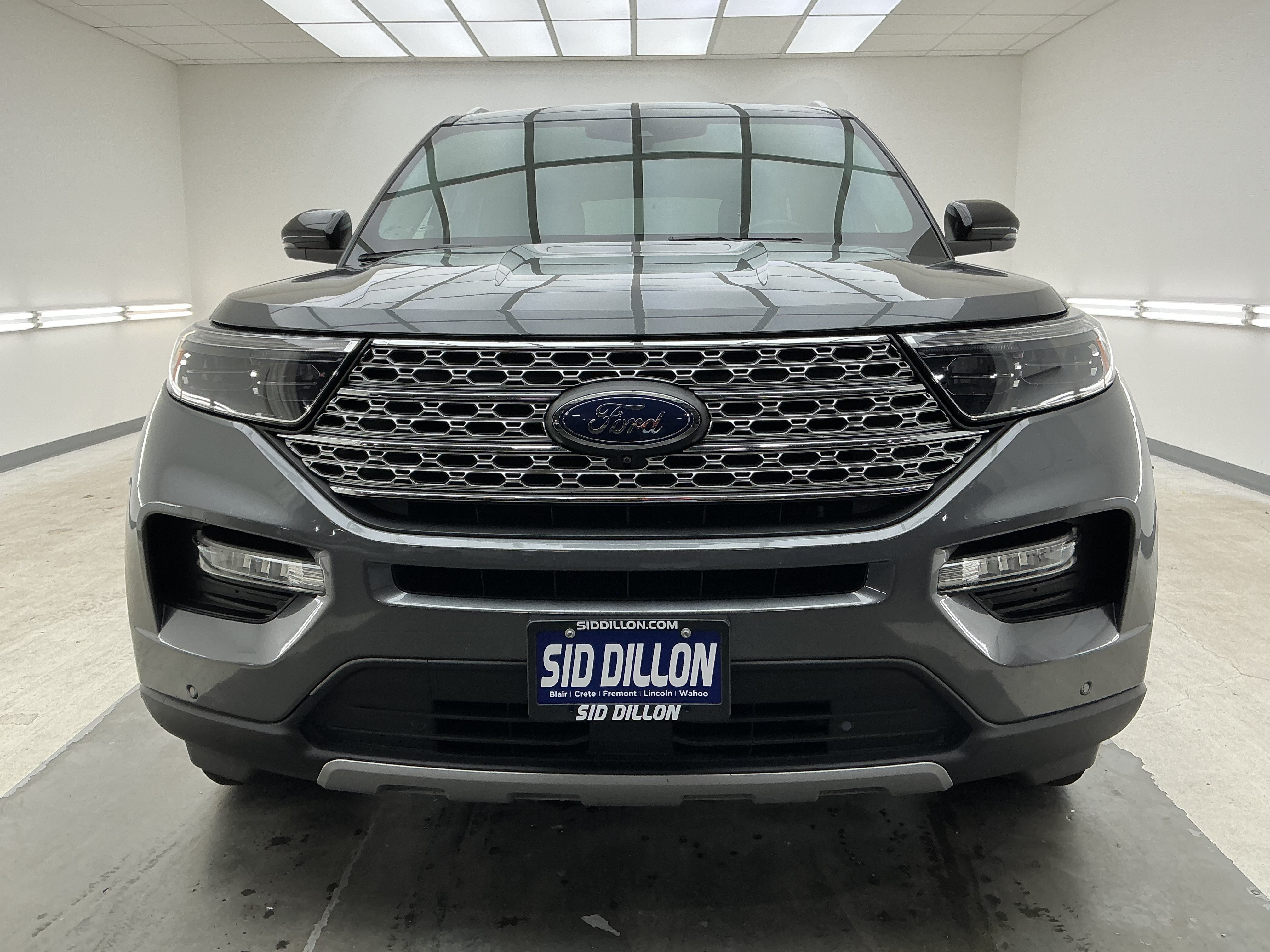 Used 2021 Carbonized Gray Metallic Ford Limited image 2