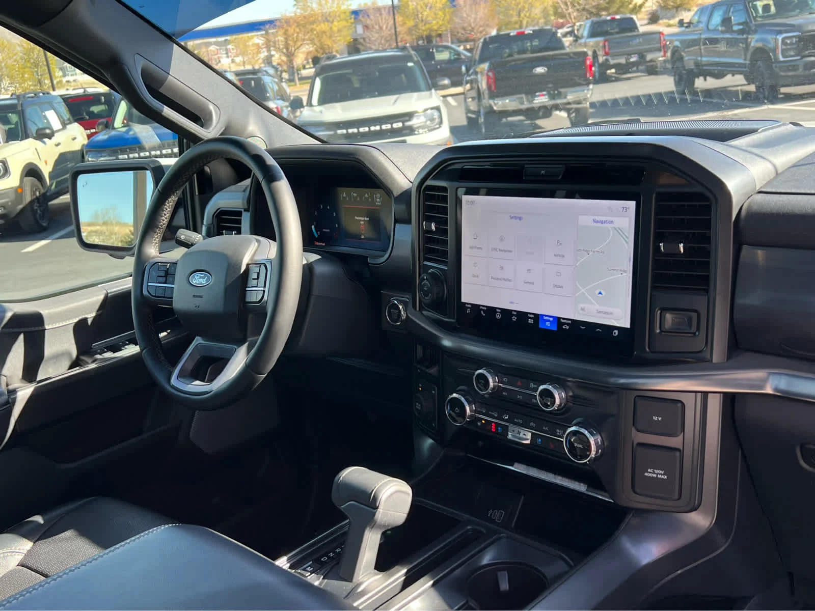 Used 2025 Space White Metallic Ford LARIAT image 20