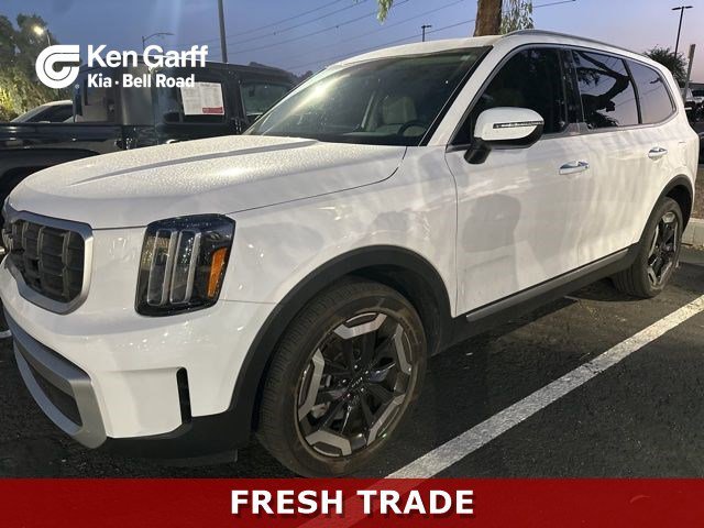 2025 Kia Telluride S FWD's photo