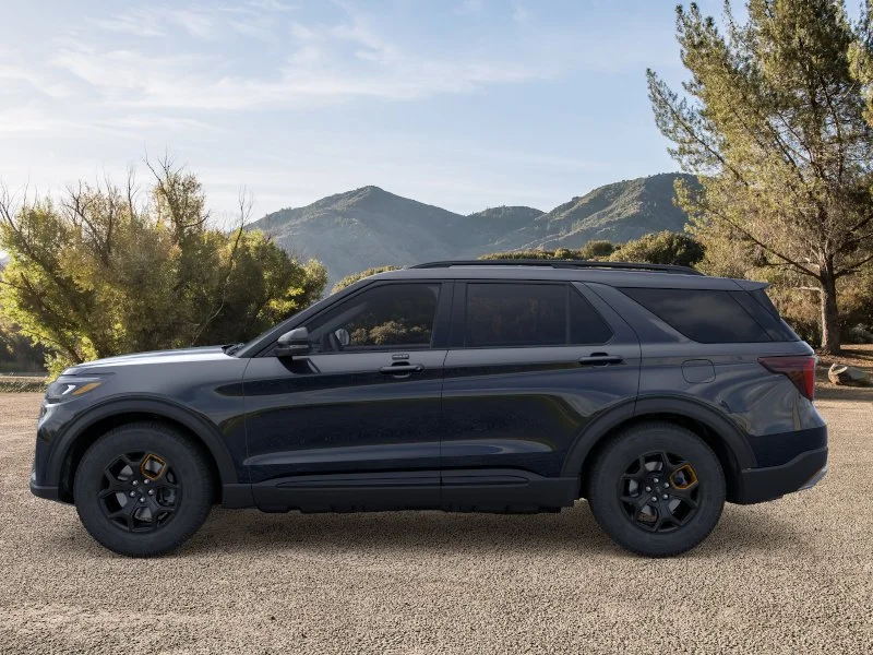 New 2026 Agate Black Metallic Ford Tremor® image 4