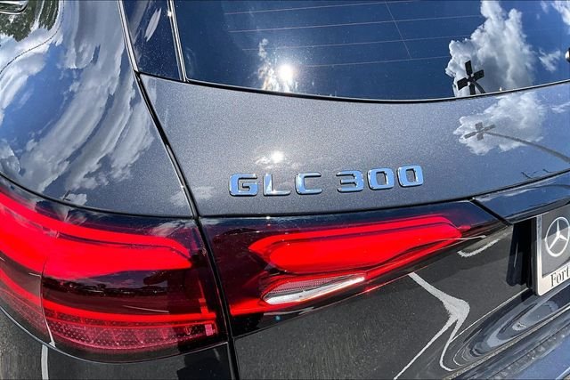 Used 2026 Gray Mercedes-Benz GLC 300 image 26