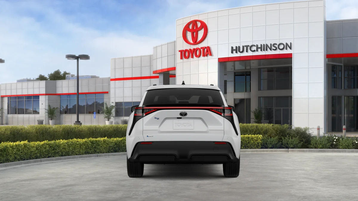 New 2026 Wind Chill Pearl Toyota XLE image 61