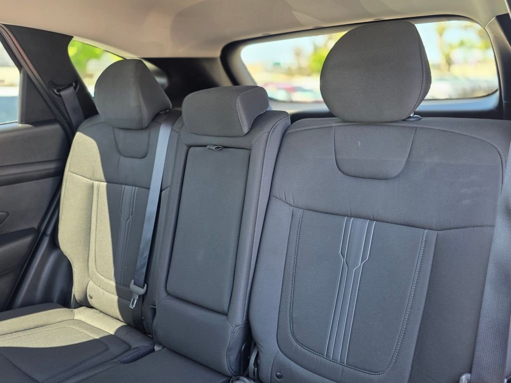 2025 Hyundai Tucson SEL - Photo 16