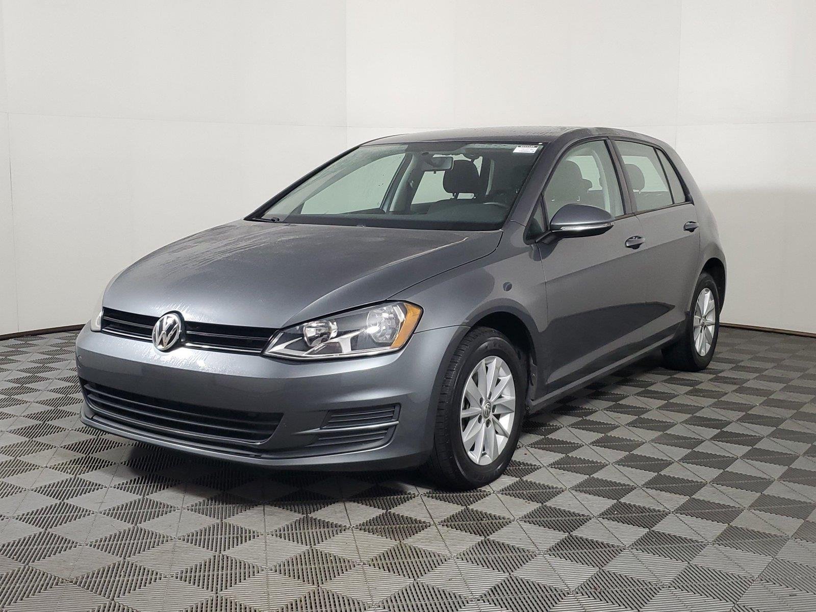 2017 Volkswagen Golf S
