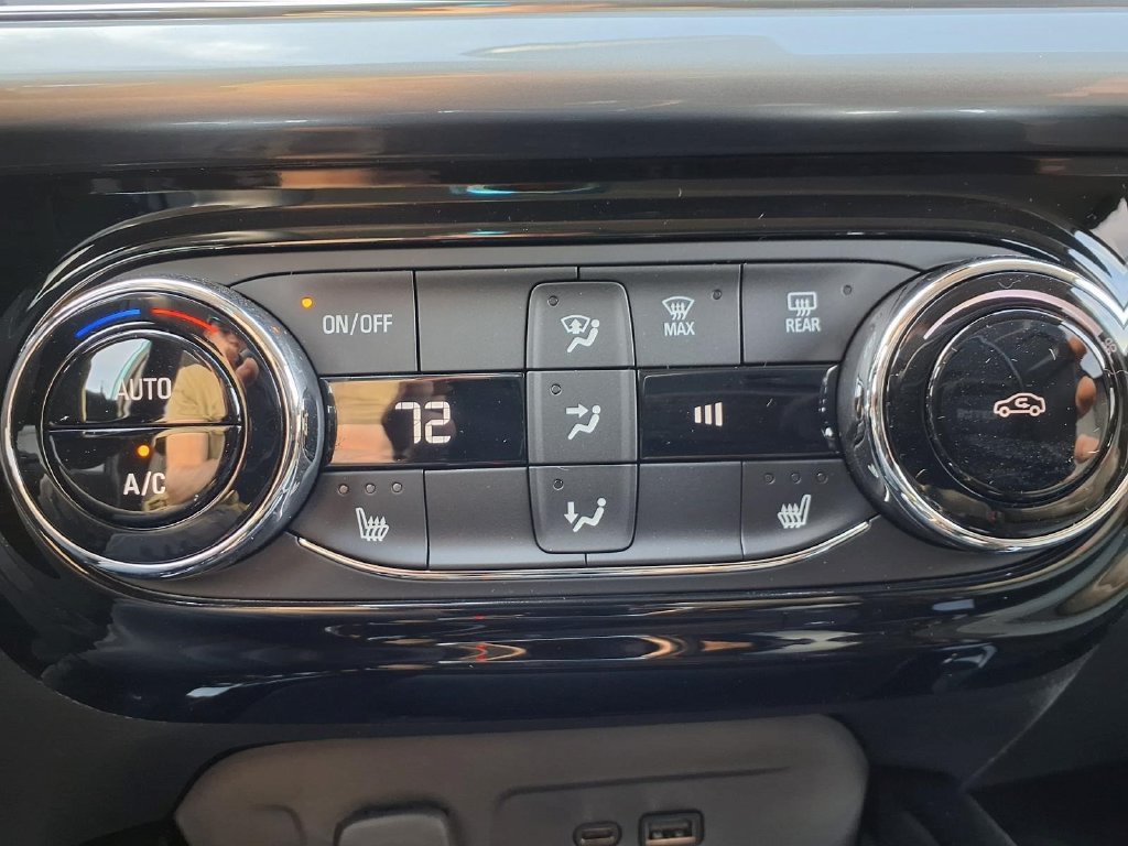 2026 Chevrolet Trax LT - Photo 14