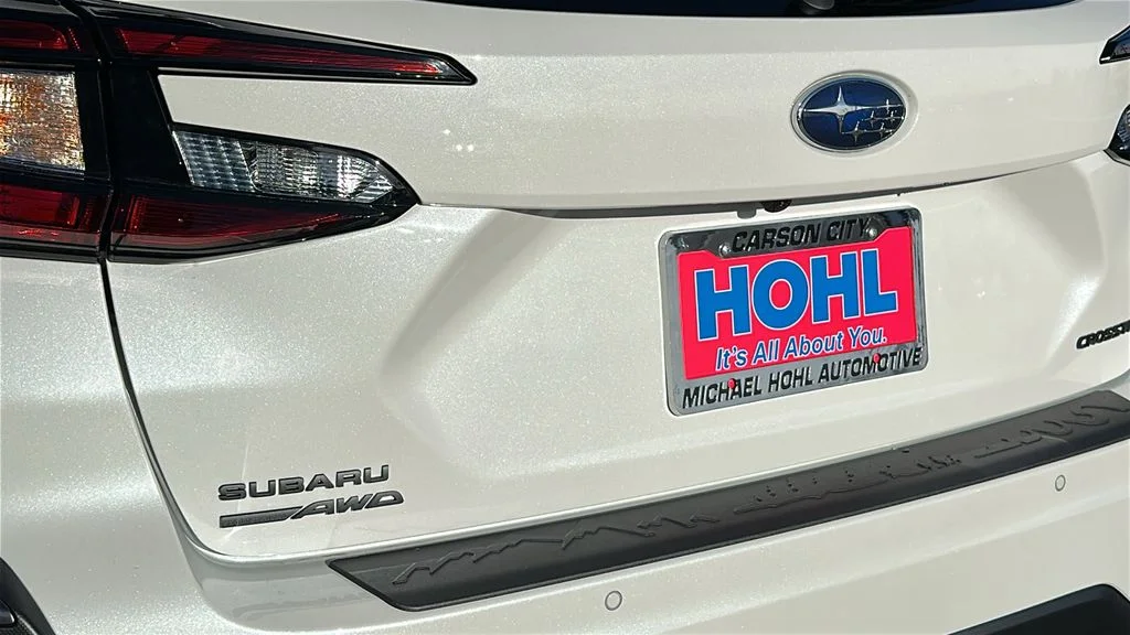 New 2026 CRYSTAL WHITE PEARL Subaru Limited image 28