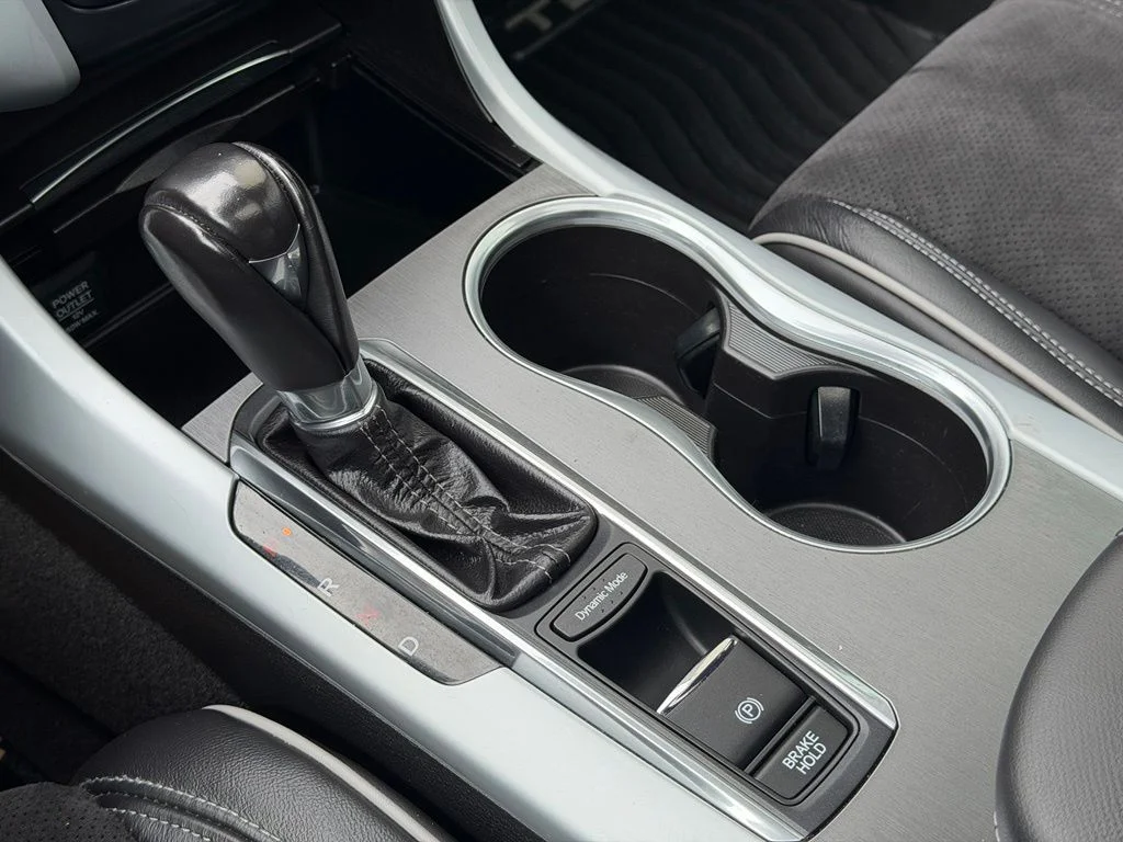 Used 2020 White Acura A-Spec image 15