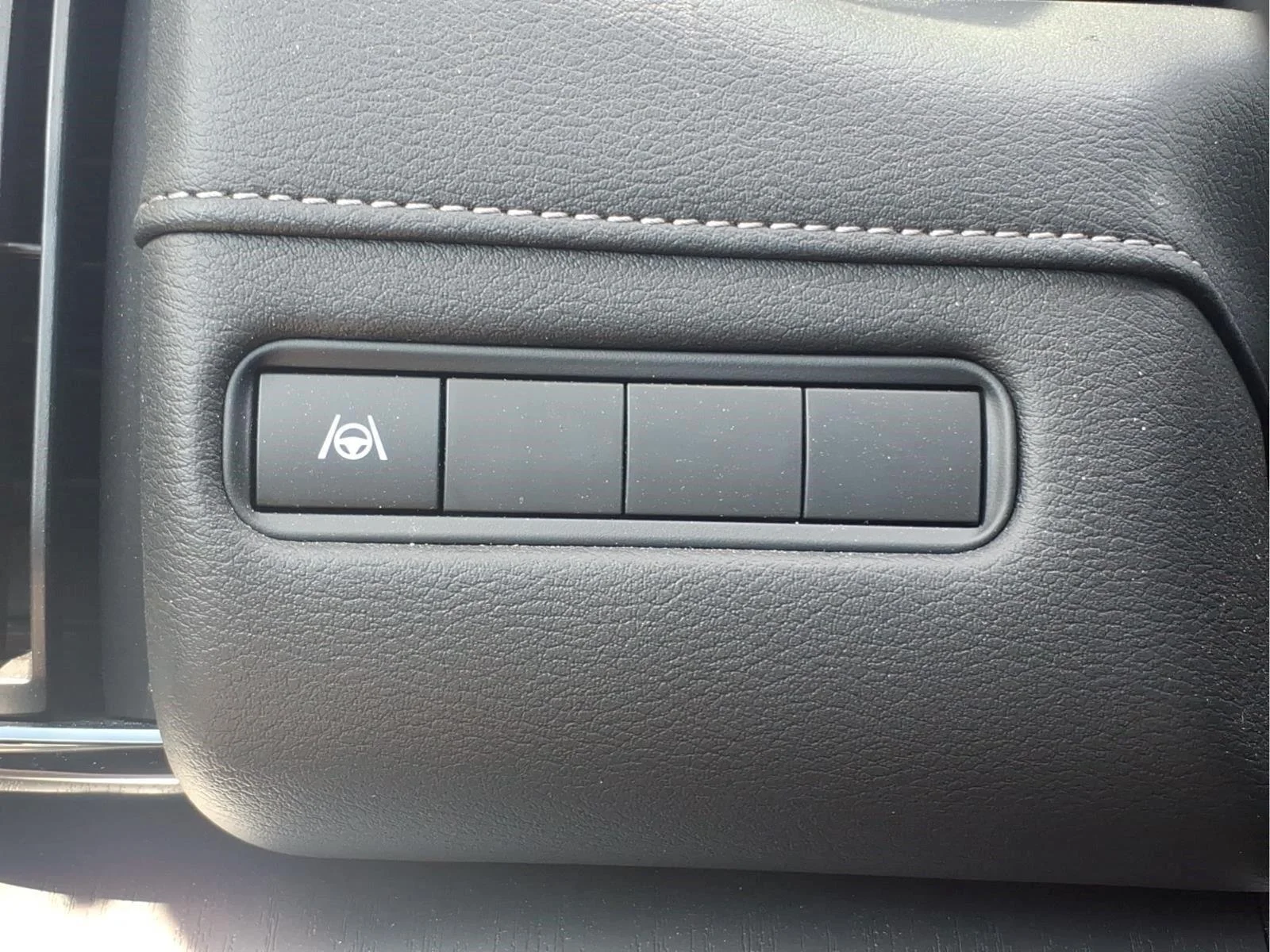 Used 2025 Super Black Nissan SV image 29