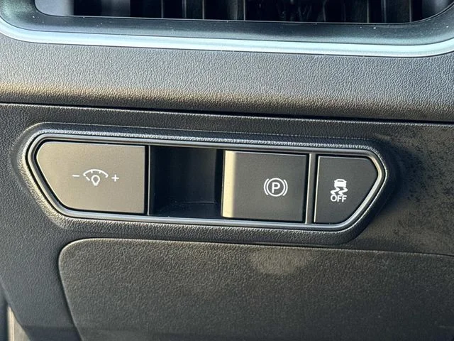 Used 2025 Blue Kia LXS image 33