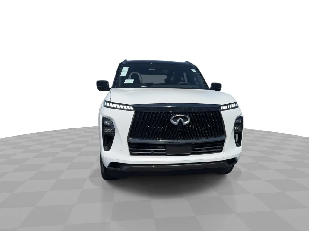 New 2026 2T RADIANT WHIT INFINITI Autograph 4WD image 3