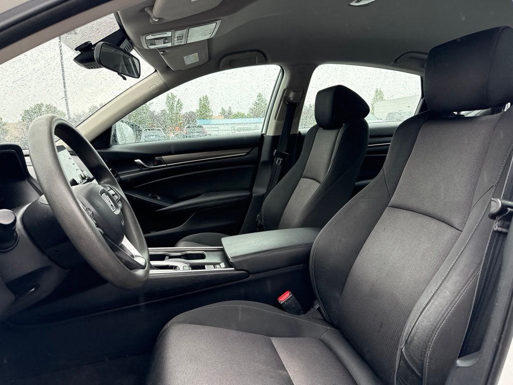 Used 2019 Platinum White Pearl Honda LX image 9
