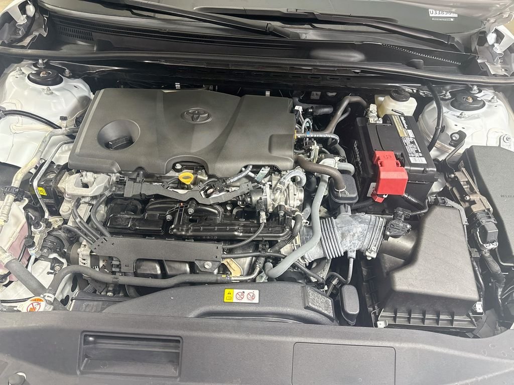 Used 2024 Ice Cap Toyota LE image 28