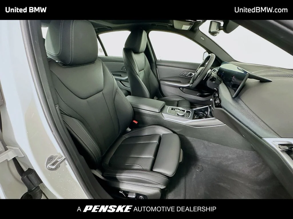 2025 BMW 3 Series 330i - Photo 29