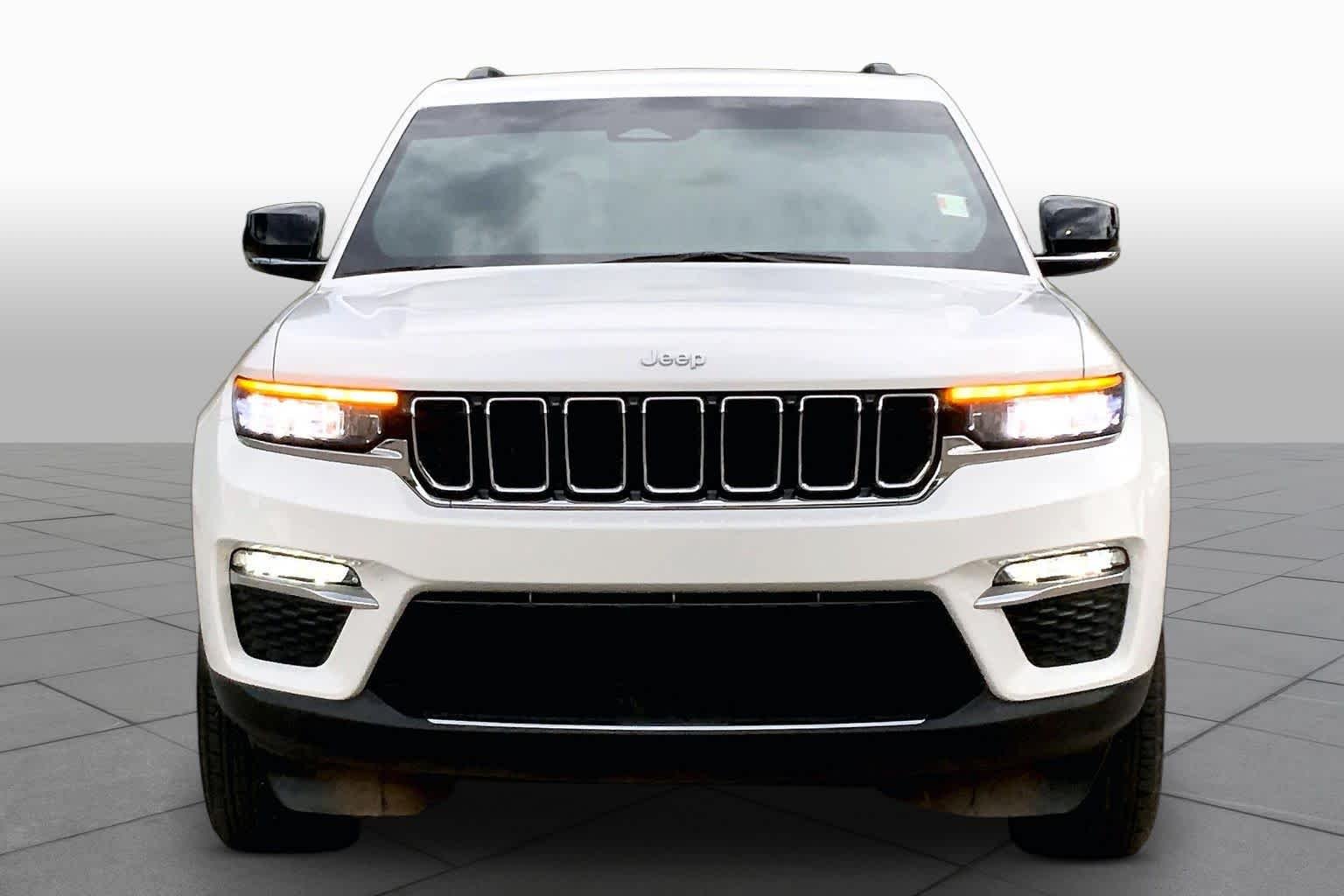 Used 2024 Bright White Clearcoat Jeep Limited image 4