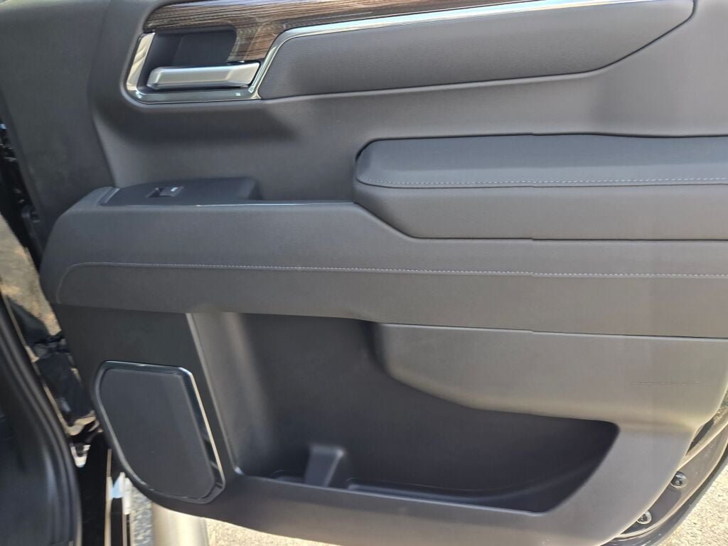 2026 Chevrolet Silverado 1500 LT Trail Boss - Photo 9