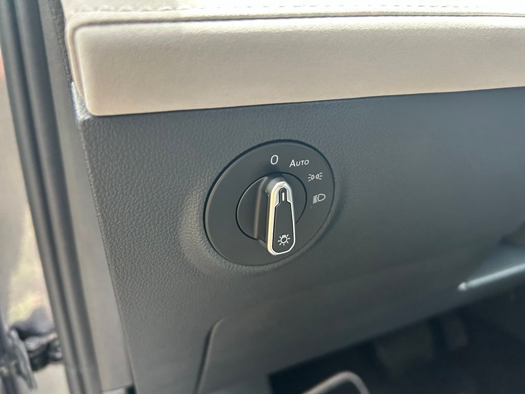 New 2026 Gray Volkswagen 1.5T SE image 45